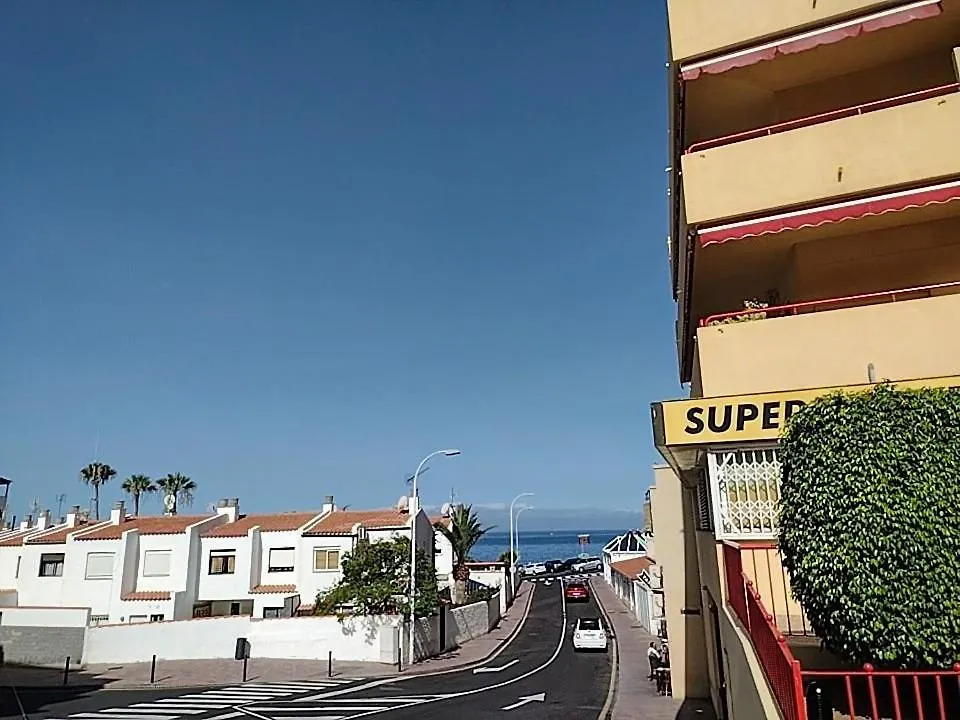 Апартаменты Bonito Atico Con Vista Al Mar, Puerto De Santiago, Tenerife, Canarias Пуэрто-де-Сантьяго 0*,